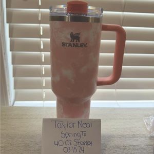 40 oz Stanley Quencher tumbler (peach tiedye)